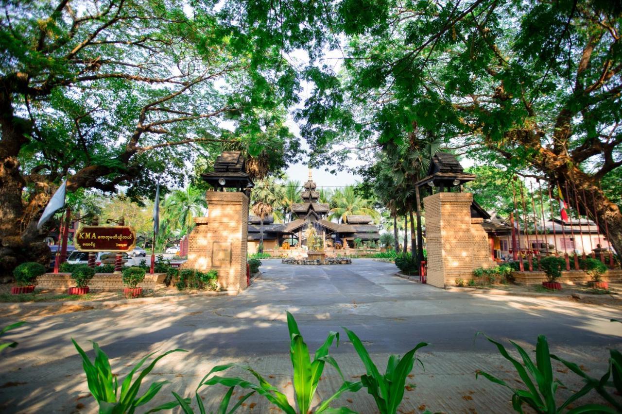 Kma Kaytumadi Hotel Taungoo Екстер'єр фото