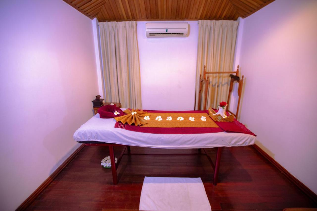 Kma Kaytumadi Hotel Taungoo Екстер'єр фото