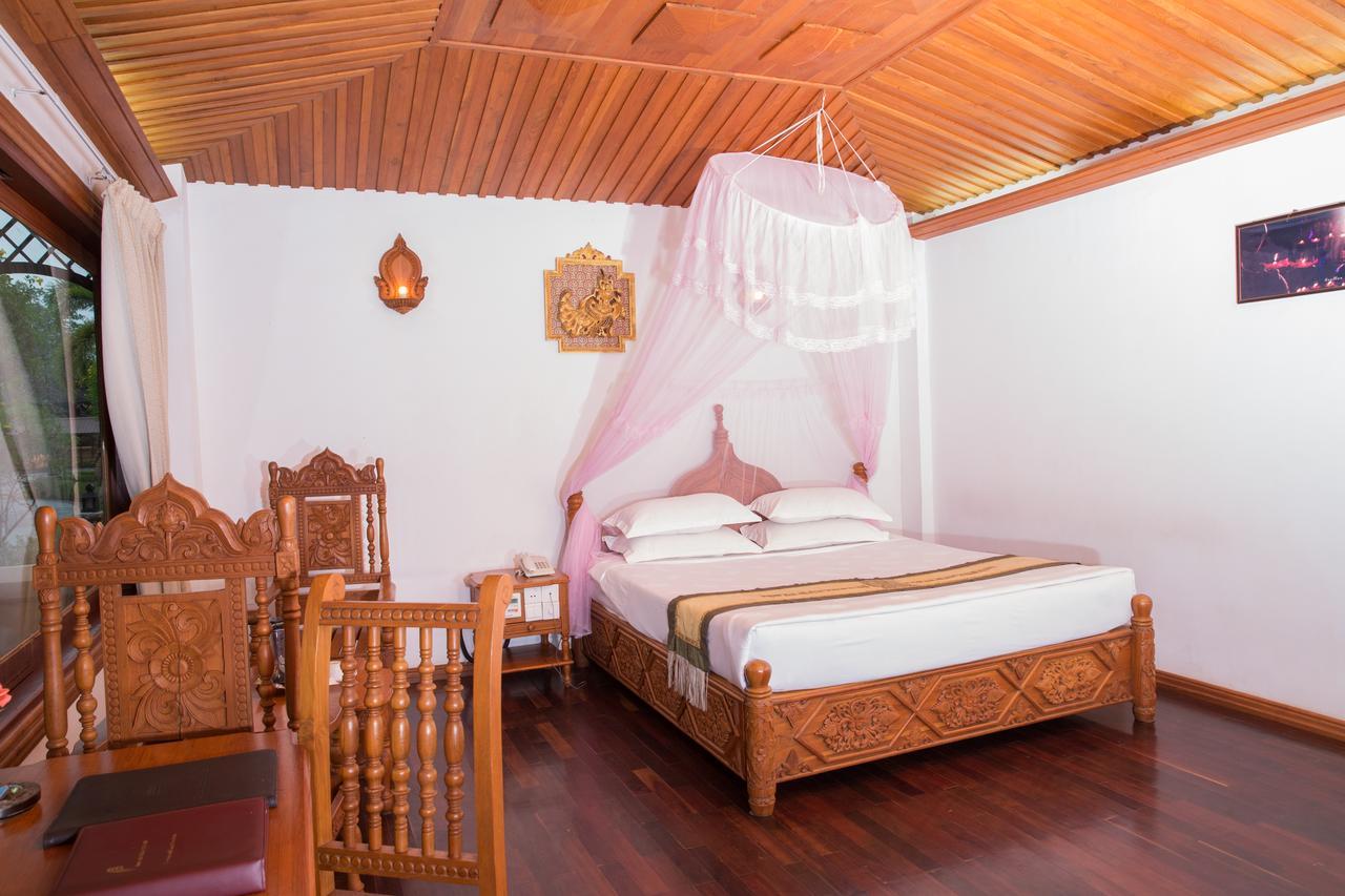 Kma Kaytumadi Hotel Taungoo Екстер'єр фото