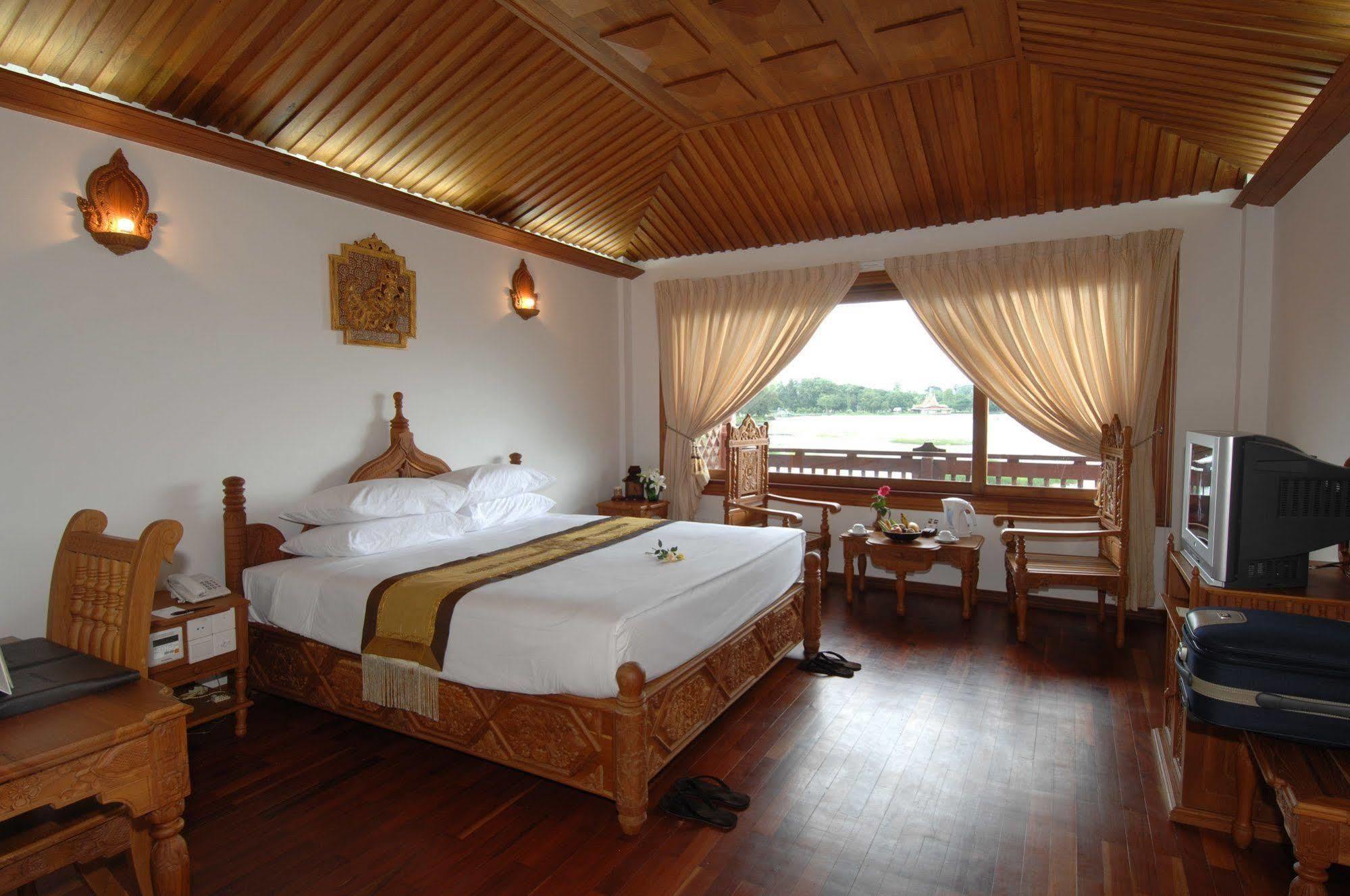 Kma Kaytumadi Hotel Taungoo Екстер'єр фото