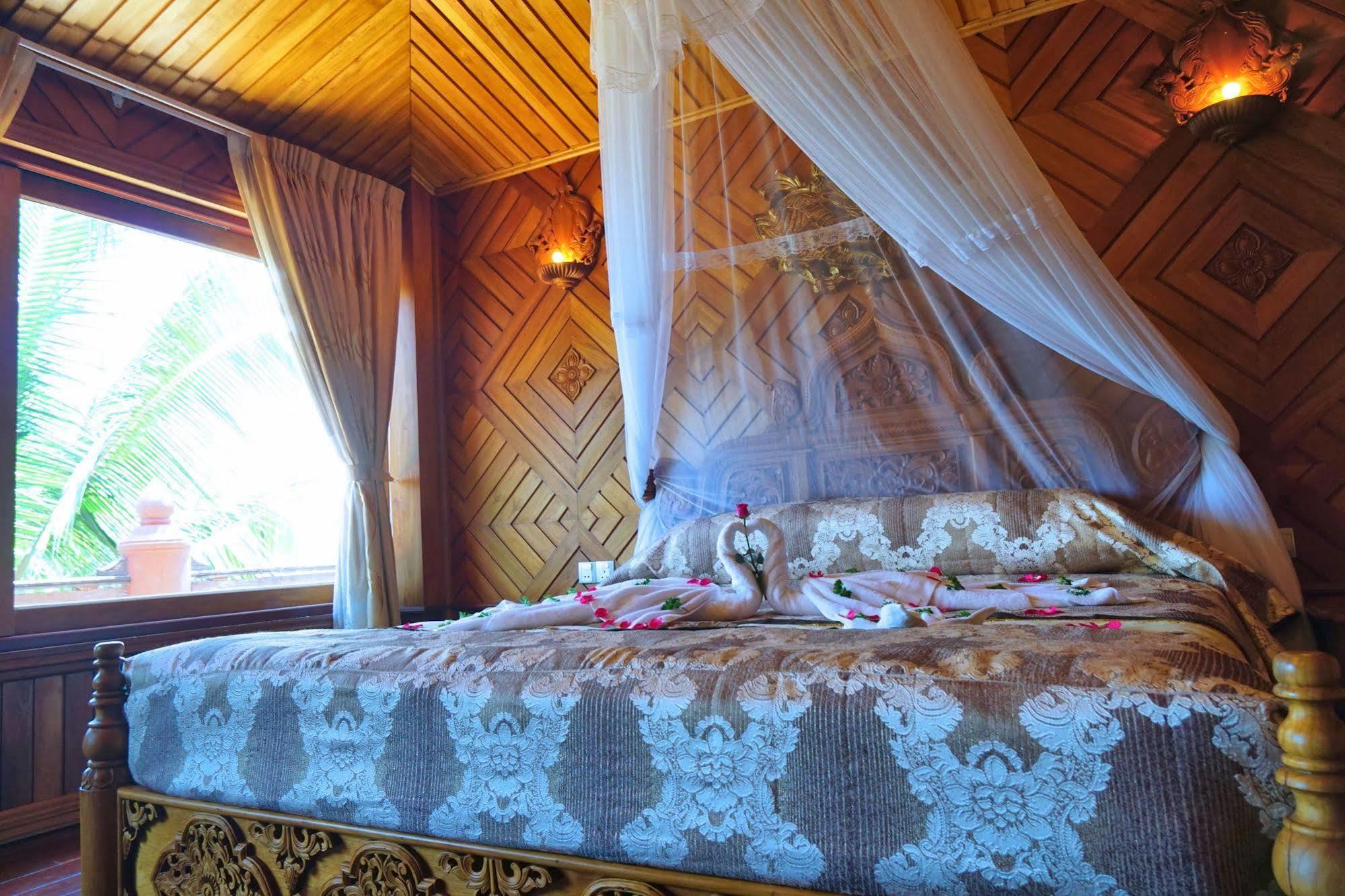 Kma Kaytumadi Hotel Taungoo Екстер'єр фото