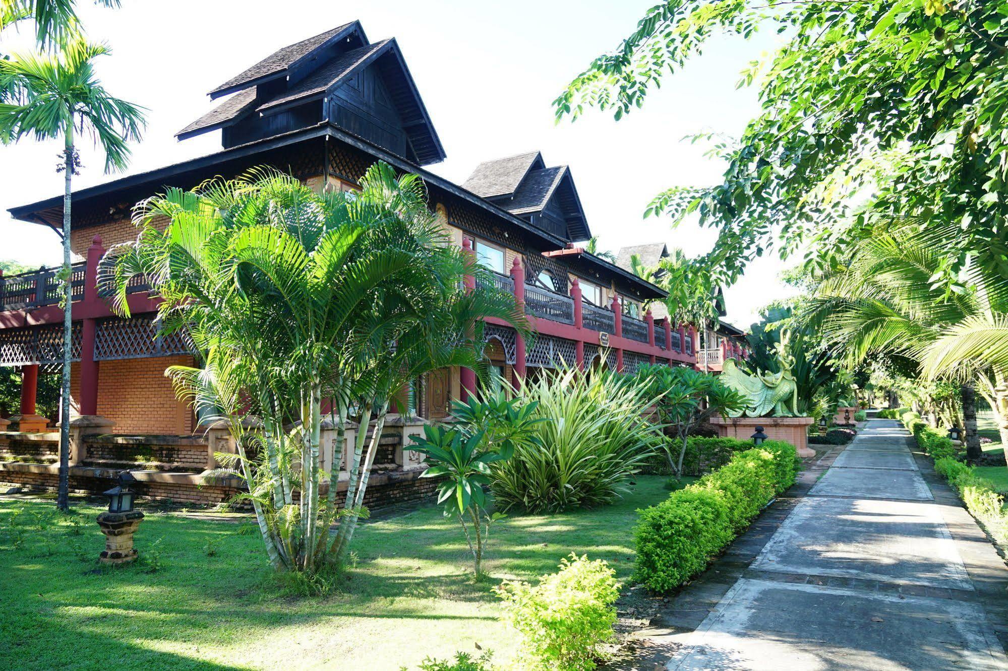 Kma Kaytumadi Hotel Taungoo Екстер'єр фото